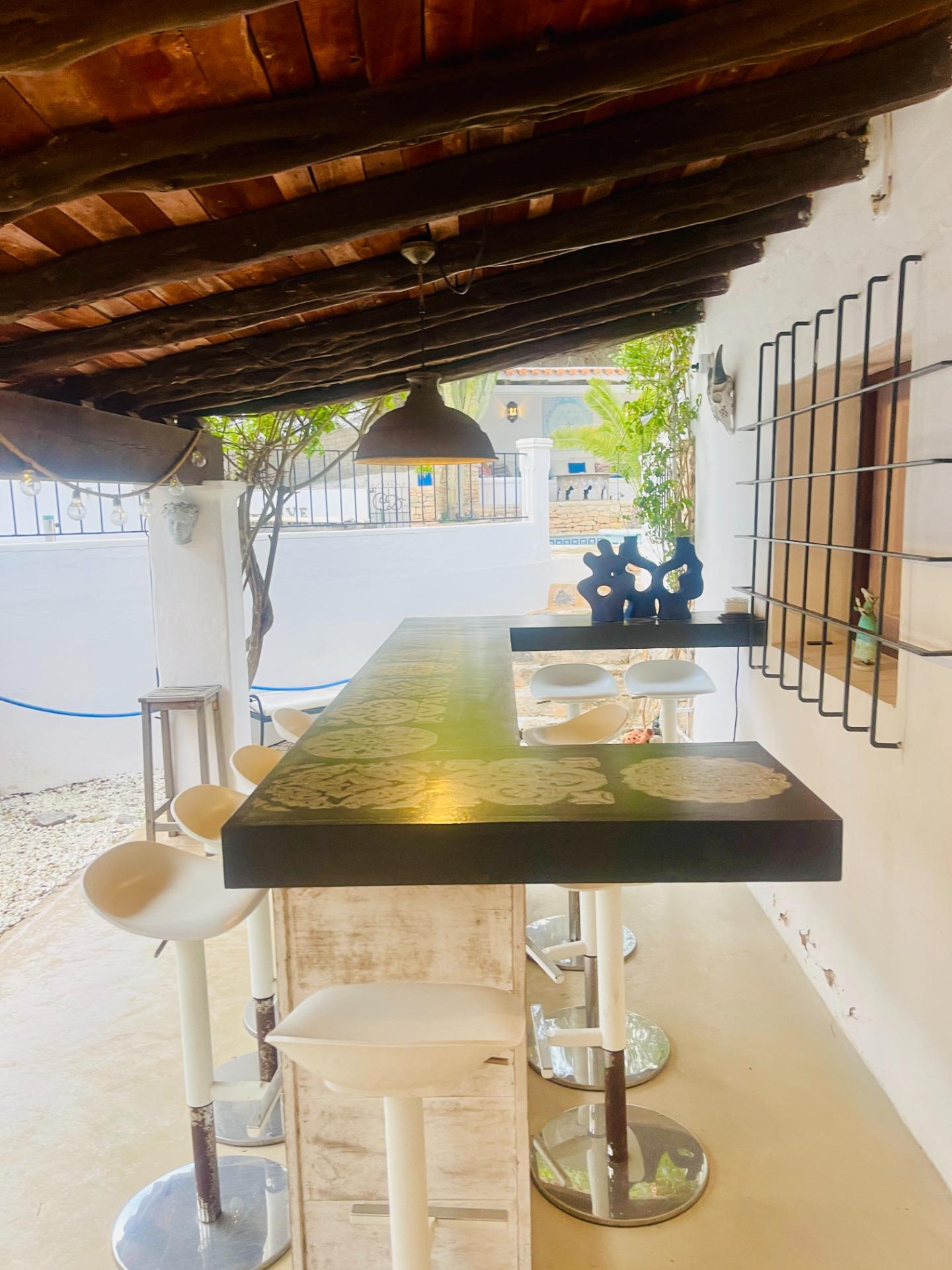 VILLA PARAISO