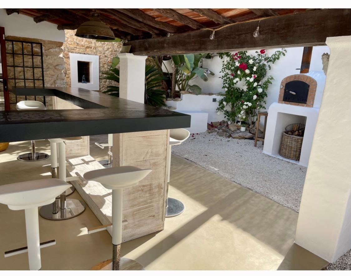 VILLA PARAISO