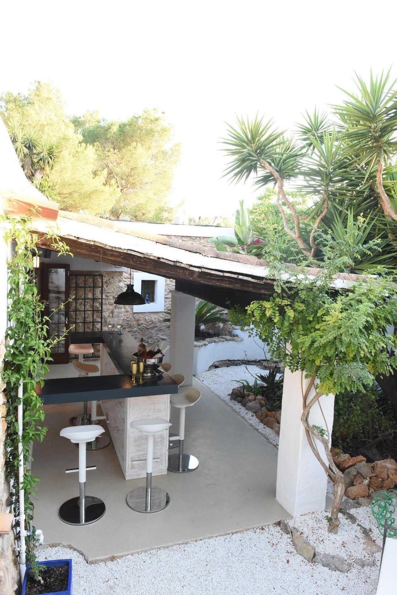 VILLA PARAISO