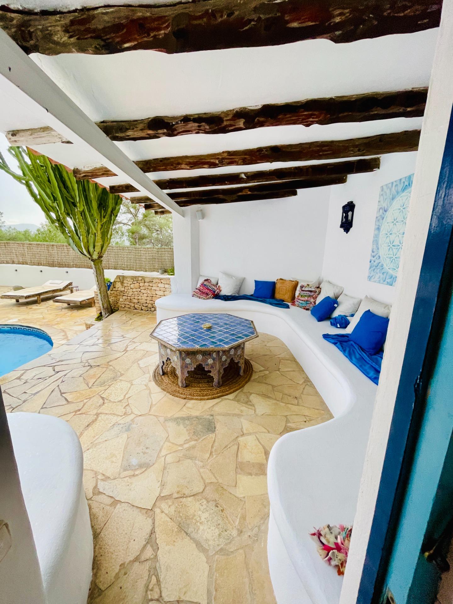 VILLA PARAISO