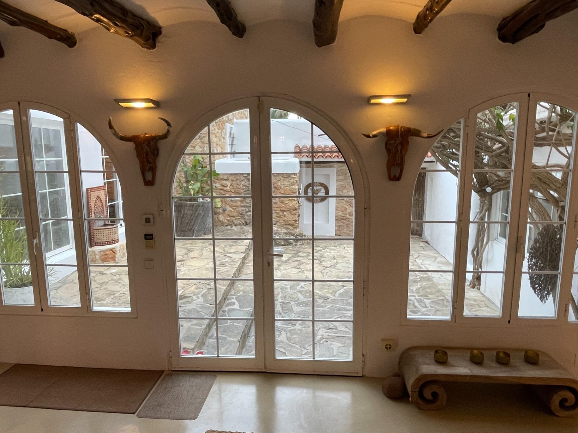 VILLA PARAISO