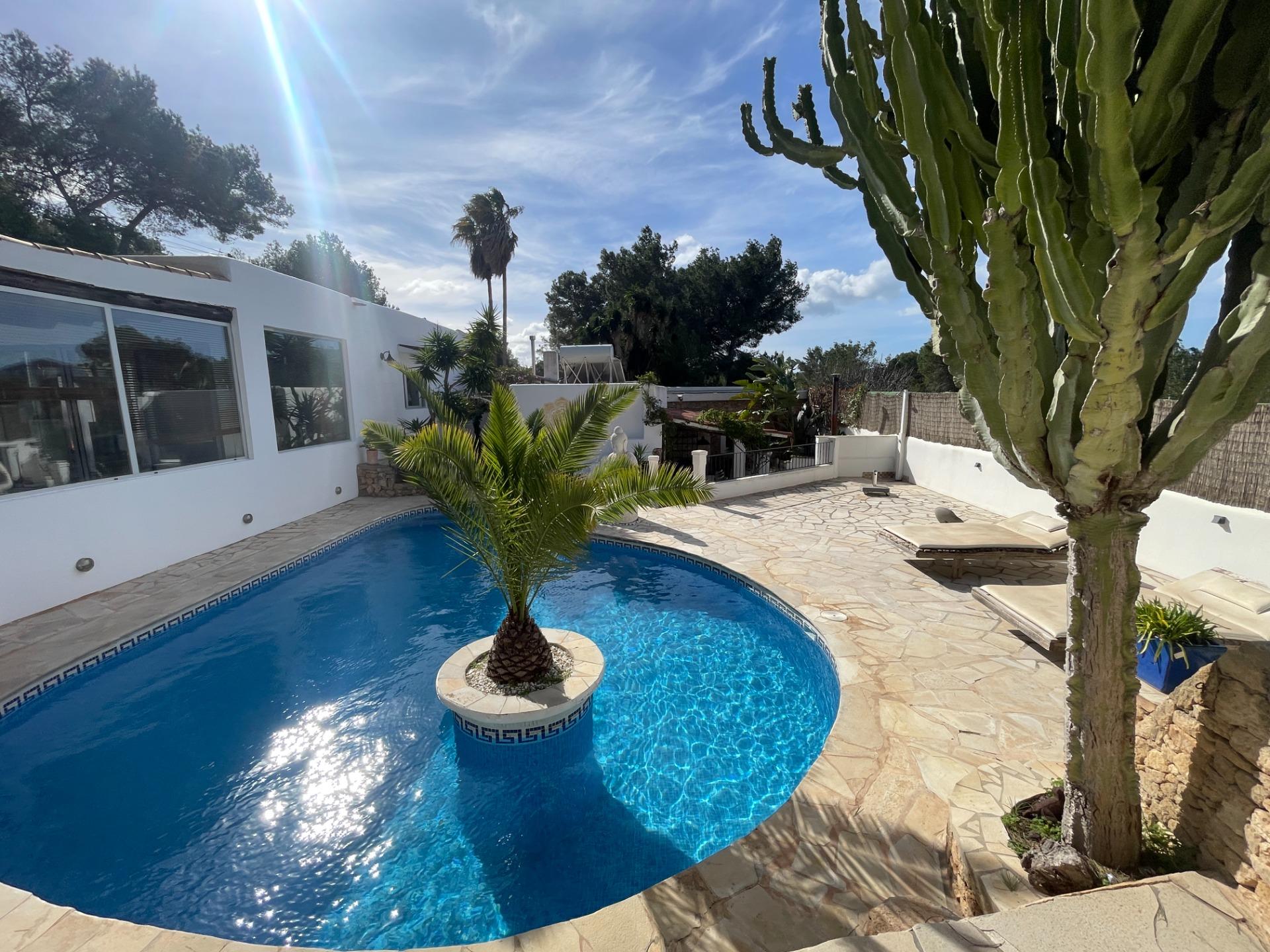 VILLA PARAISO