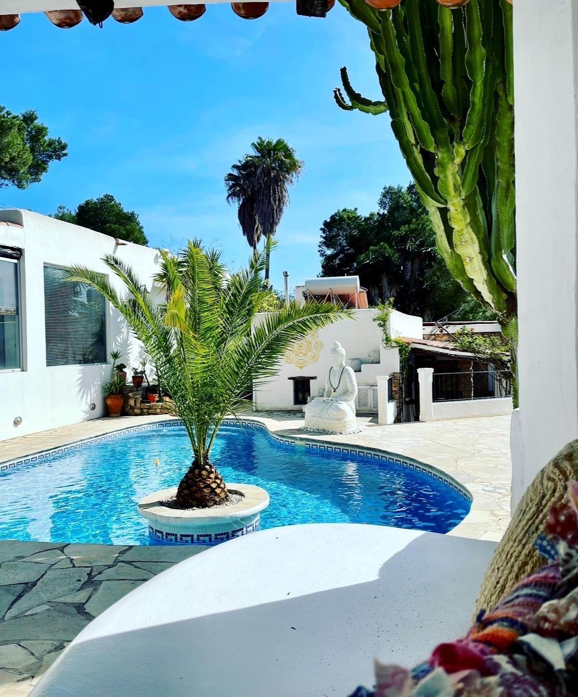 VILLA PARAISO