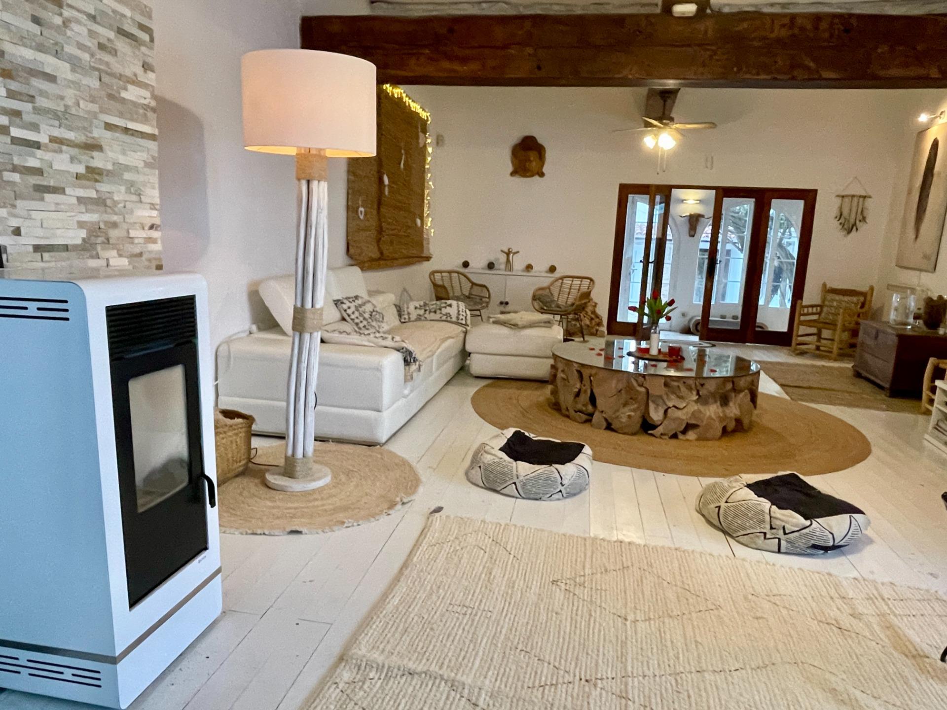 VILLA PARAISO