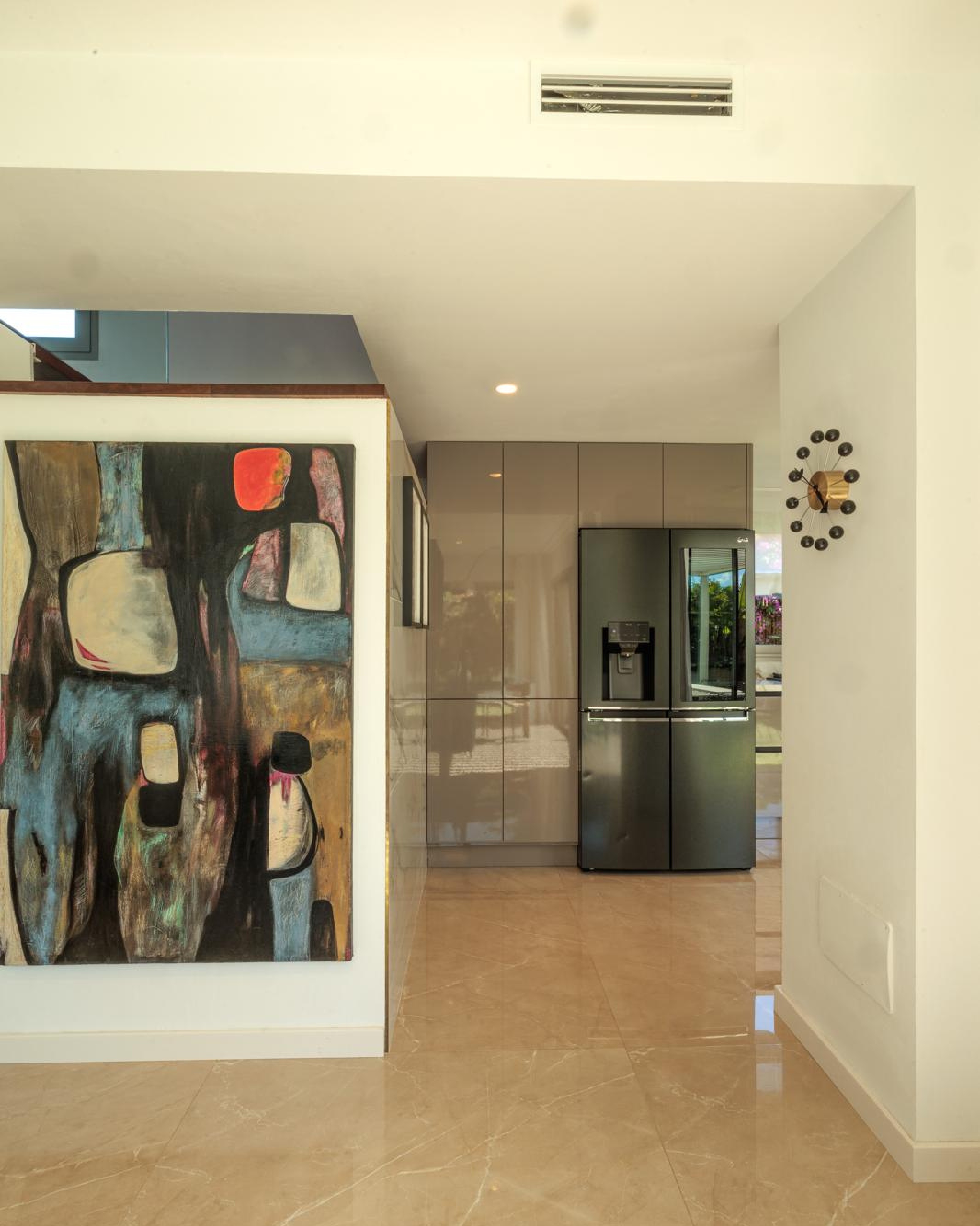  VILLA OLIVERA HILLS 