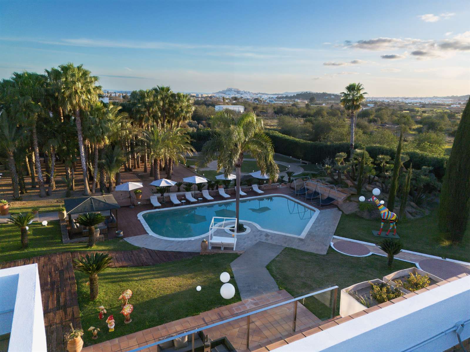 VILLA FYL