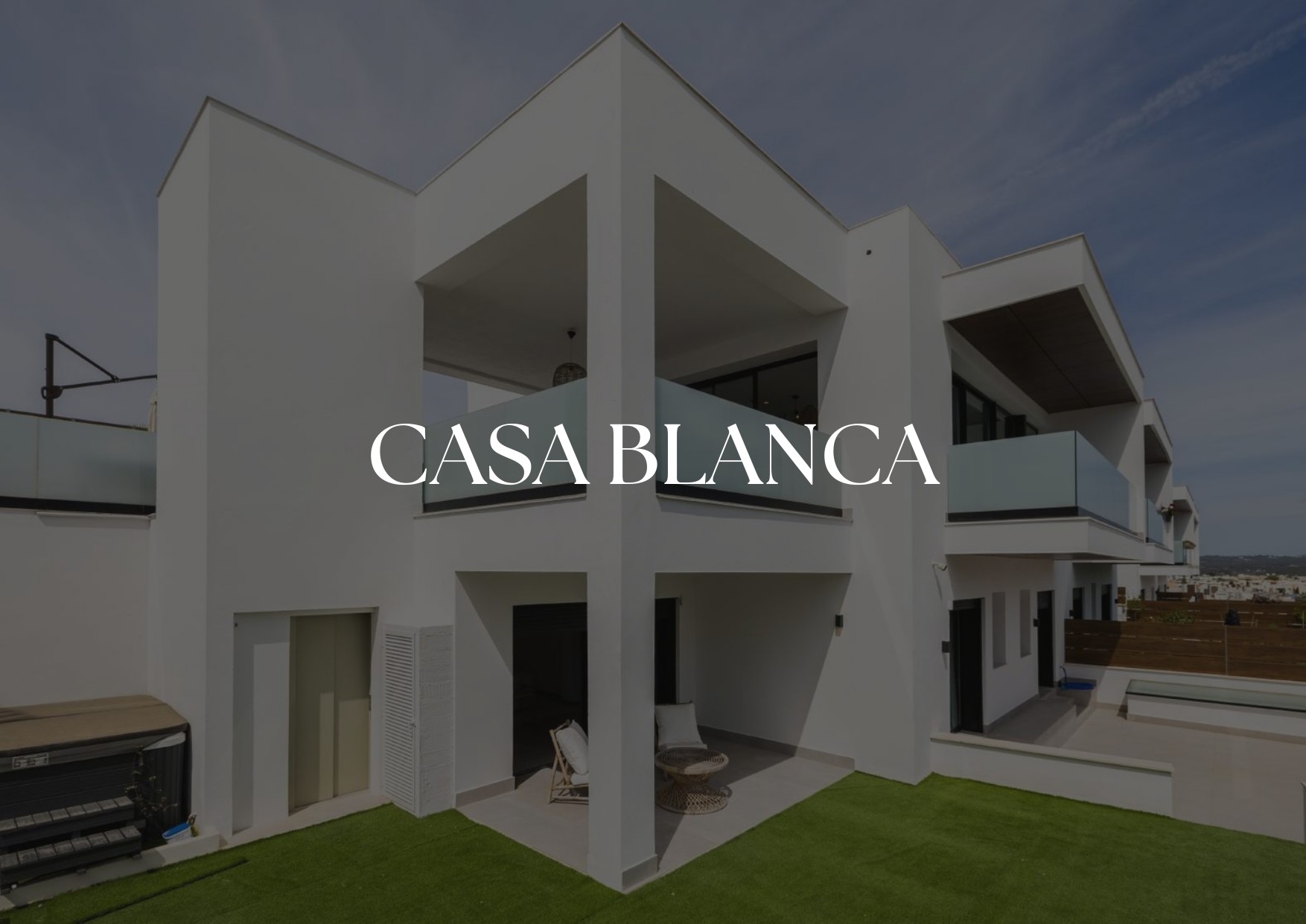 CASA BLANCA
(Alquilada todo el 2026)