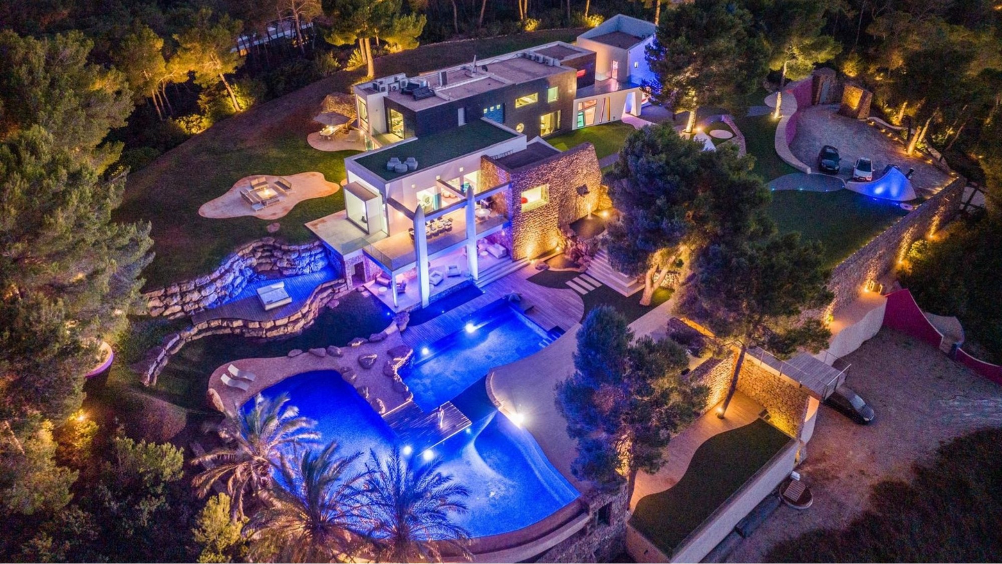 VILLA ASTRA LLONGA