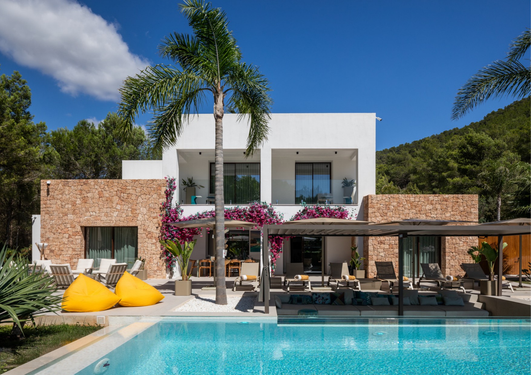 VILLA MIA
