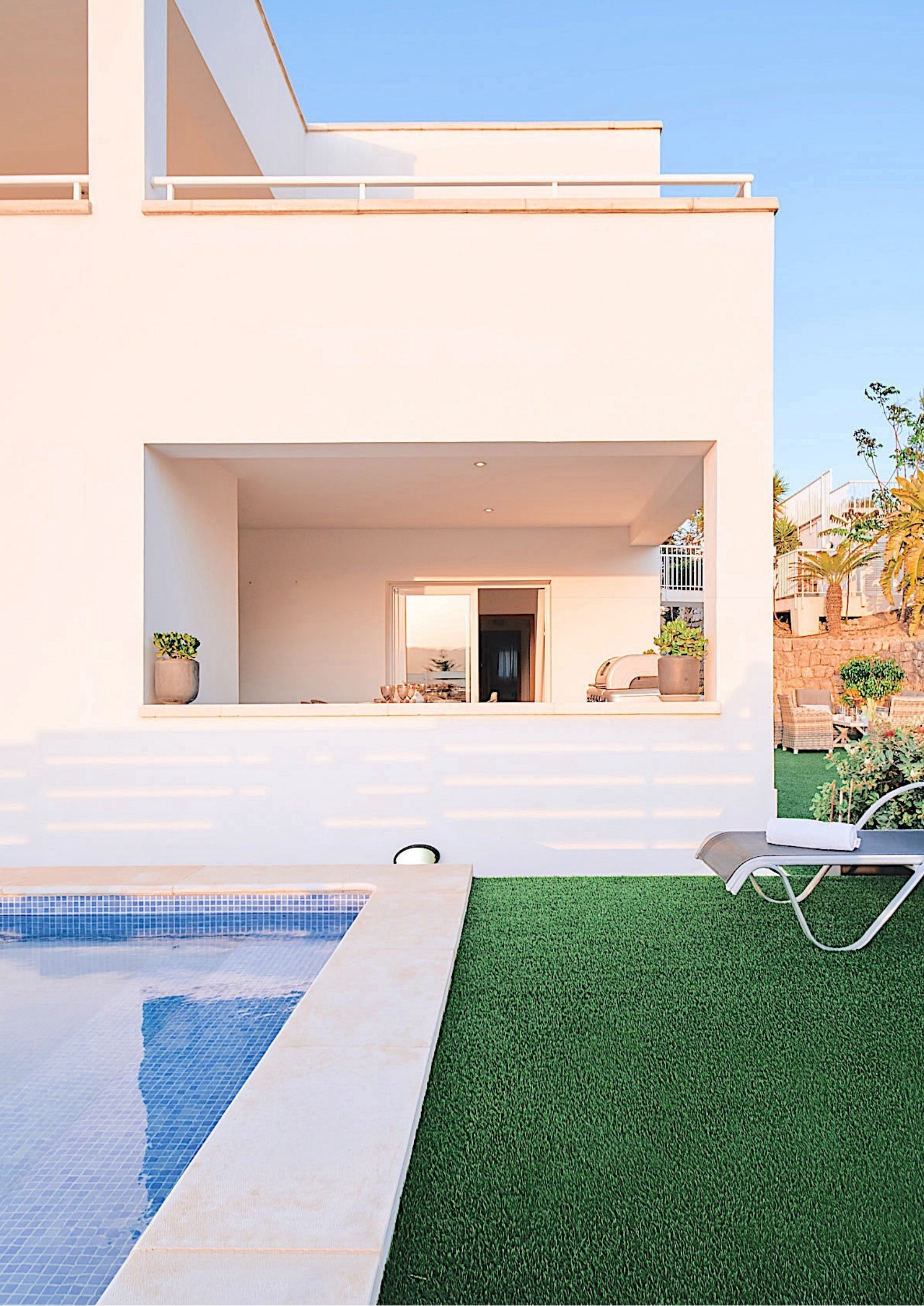 VILLA SOLSTICE