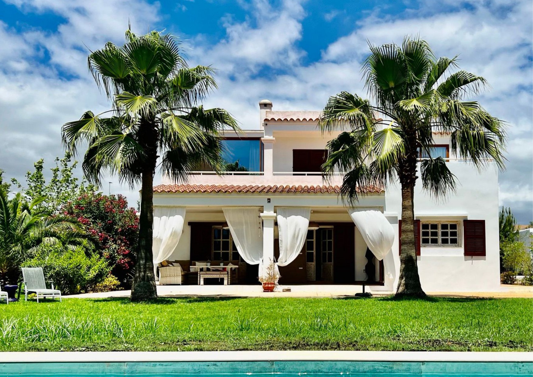 VILLA SUNFLOWER