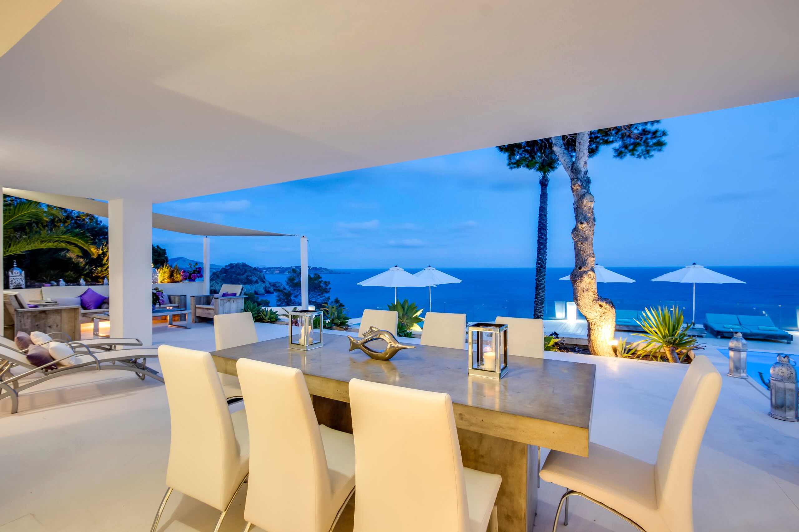 Villa Zafiro, Es Cubells