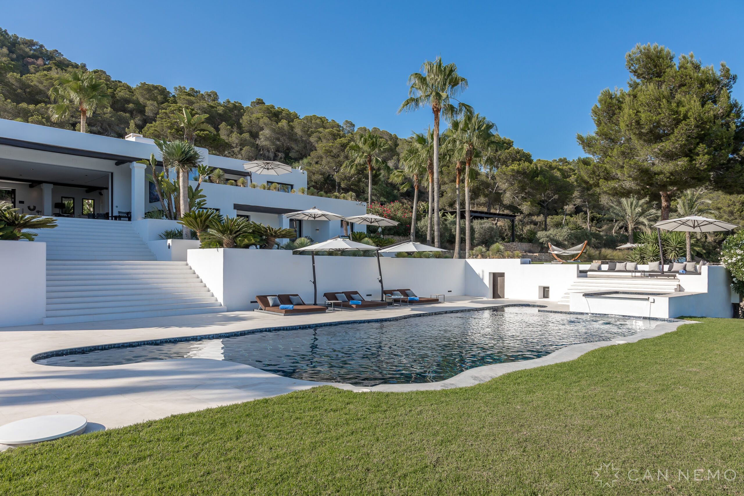 Can Nemo, Villa for Rent in Cap Martinet