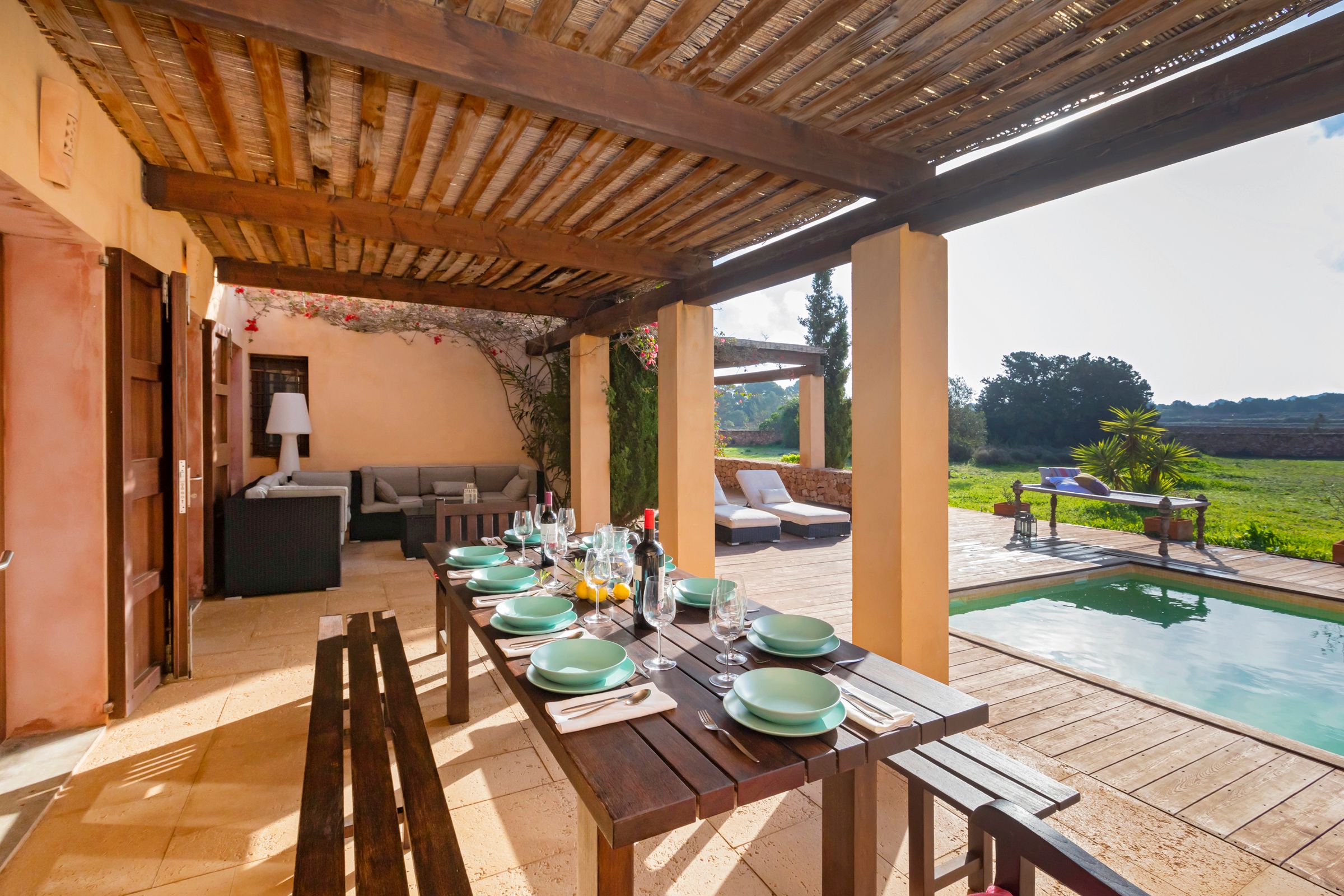 Villa Lontananza – Private Retreat in Formentera with Expansive Gardens