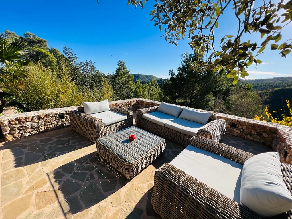 Villa Can Joan, Charming Renovated Finca in Sant Joan