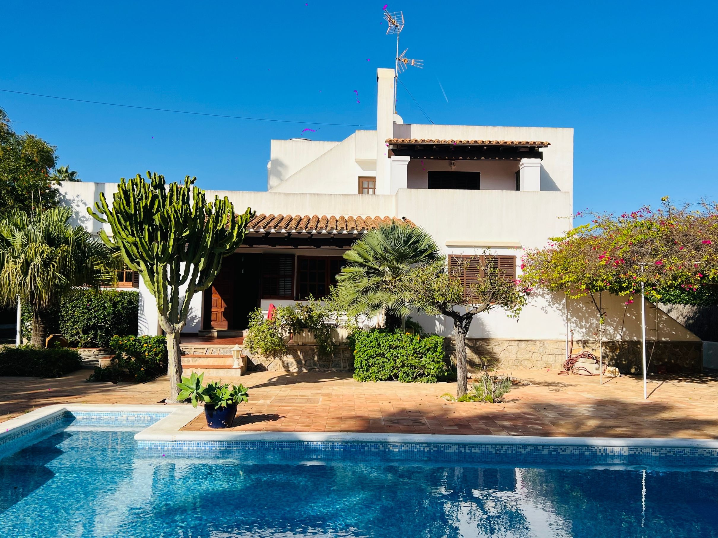  Investment of 2 houses in a mediterranean style,  Santa Eulalia del Rio 