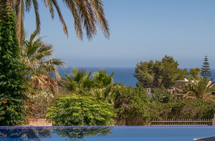 Luxury Seaview Villa in Cap Martinet