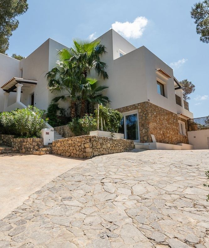 Luxury Villa Can Furnet 4