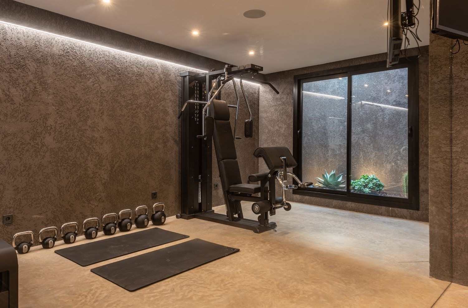 LUXURY TALAMANCA 1