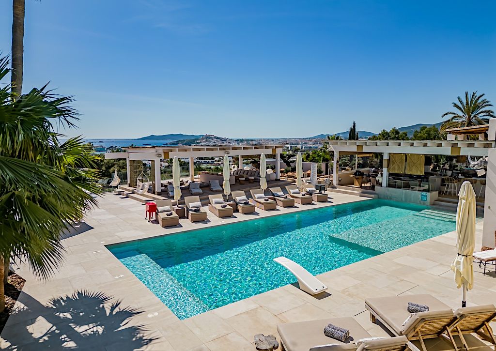 The Jungle: A Mediterranean Paradise