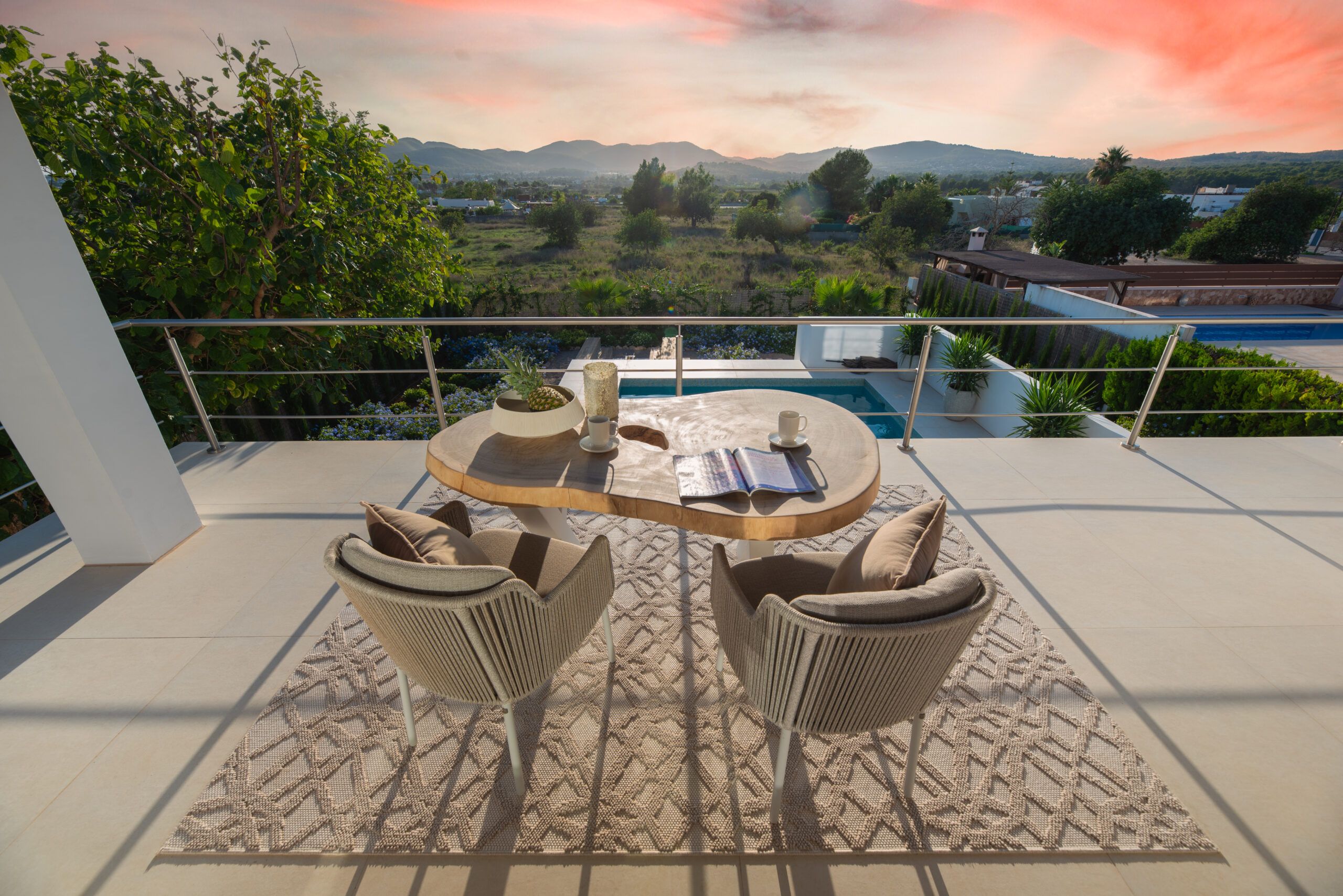 Mediterranean Chic Villa in Jesus wiht private pool and turistic license 