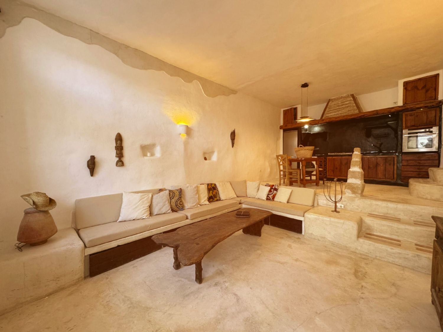 Chalet adosado en venta en Dalt Vila - La Marina