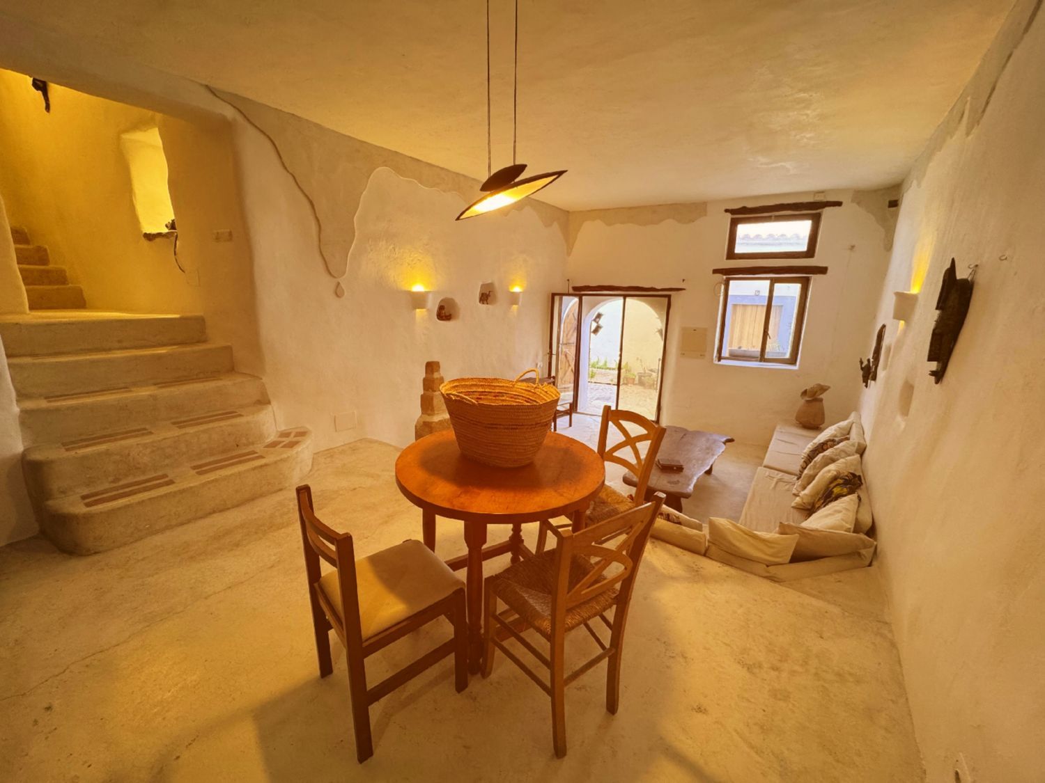 Chalet adosado en venta en Dalt Vila - La Marina