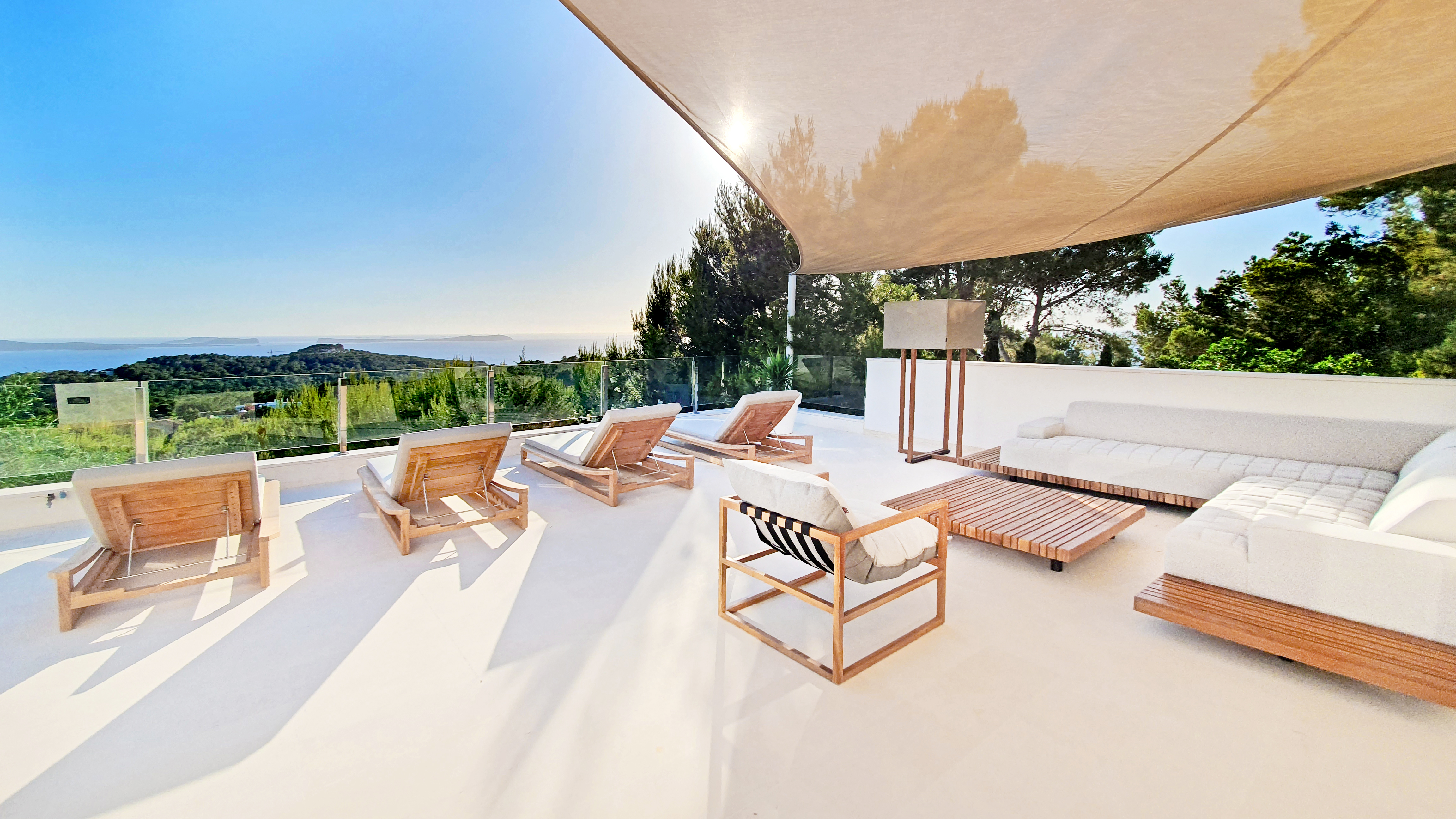 Villa con vistas panoramicas en alquiler anual