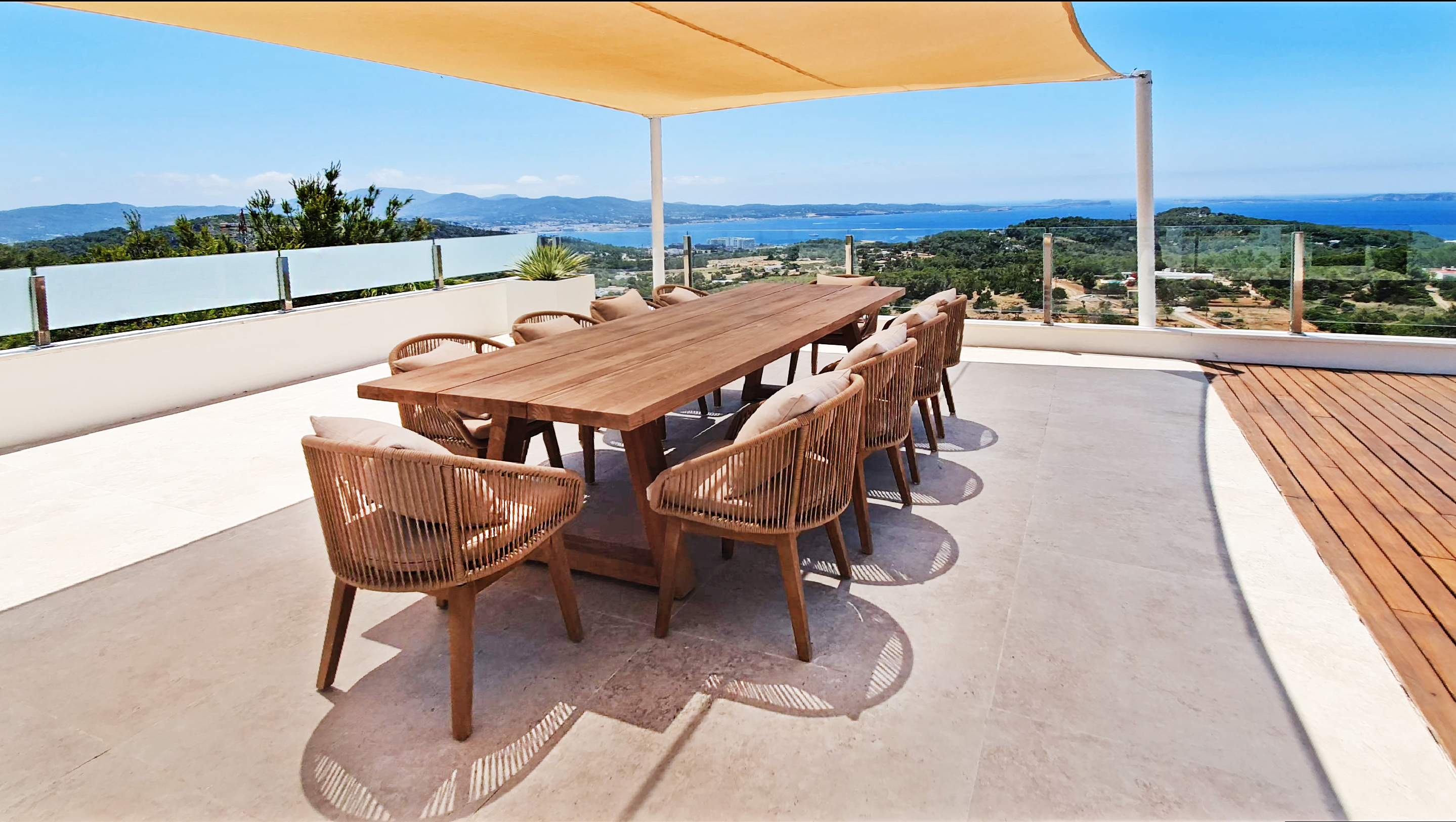 Villa con vistas panoramicas en alquiler anual