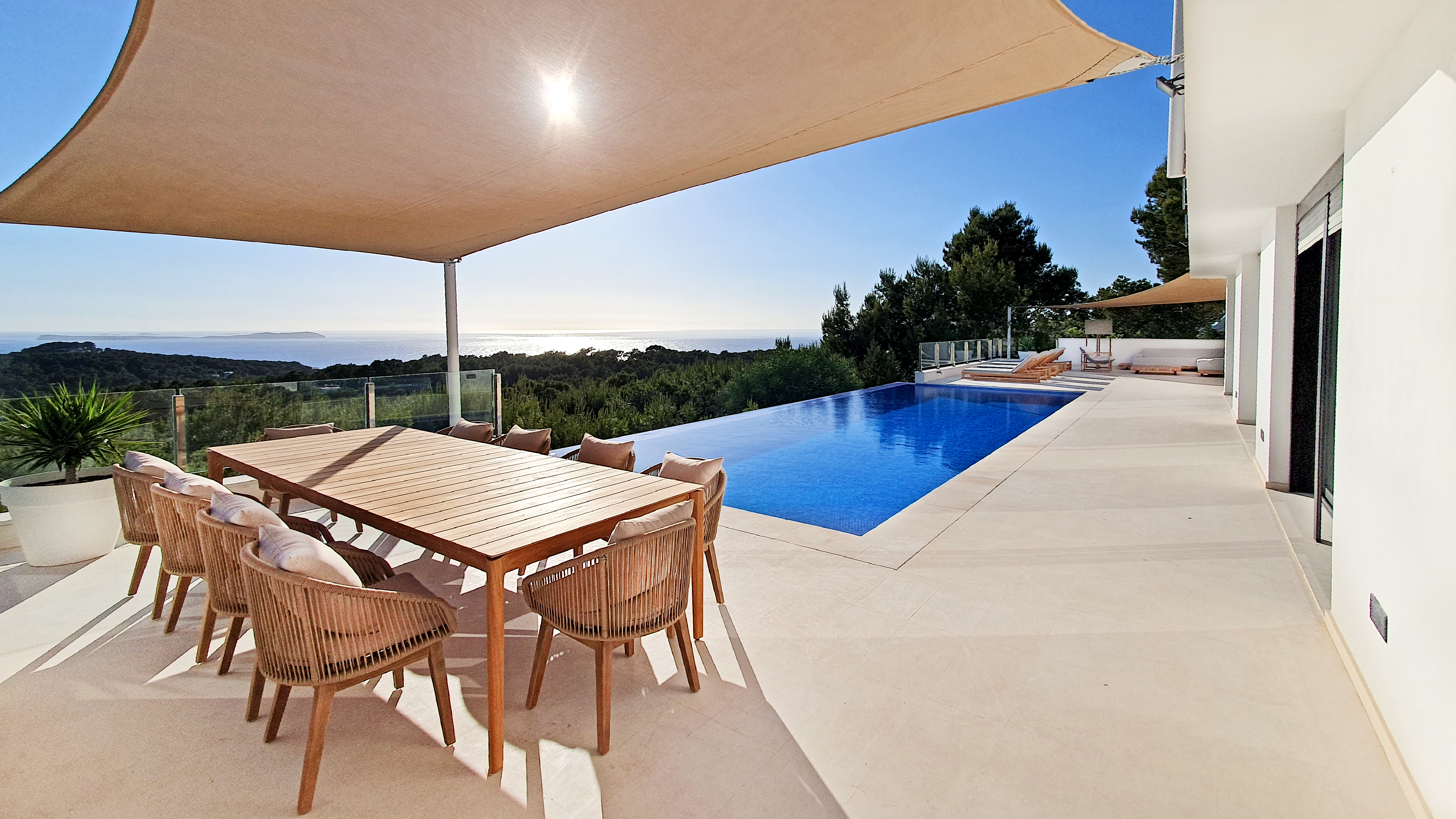 Villa con vistas panoramicas en alquiler anual